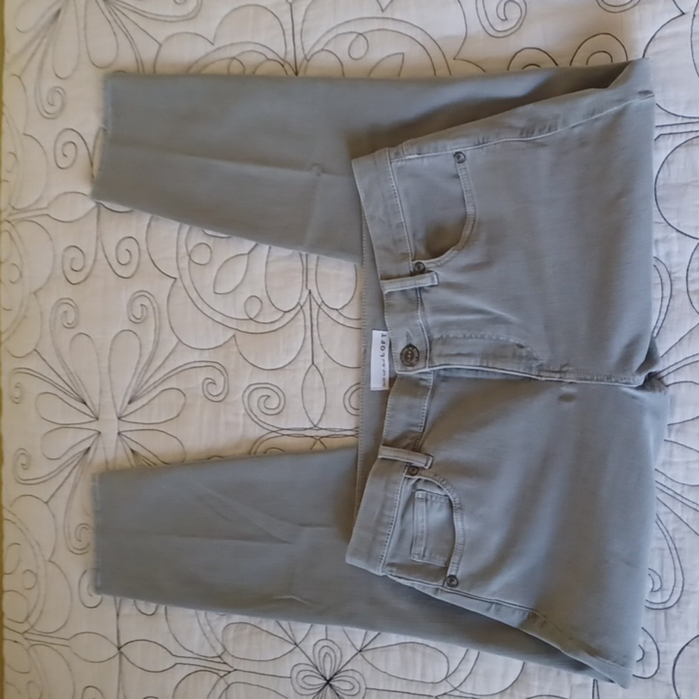 🍀Loft sage green jeans 🍀